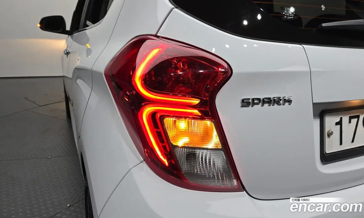 Chevrolet Spark 2020 1.0 автомат (гидро), фото 8