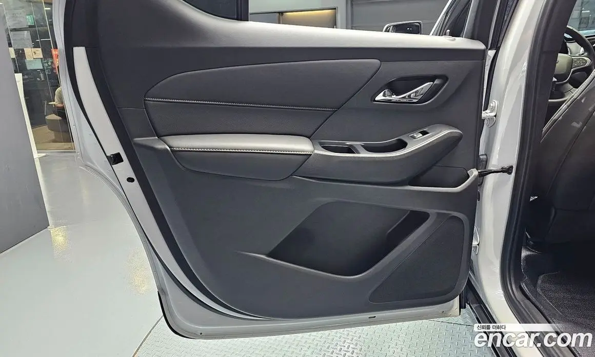 Chevrolet Traverse 2022 3.6 автомат (гидро), фото 15 Chevrolet Traverse 2022 3.6 автомат (гидро), фото 15