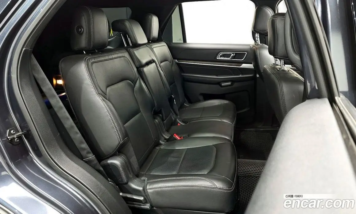 Ford Explorer 2017 3.5 автомат (гидро), фото 17 Ford Explorer 2017 3.5 автомат (гидро), фото 17