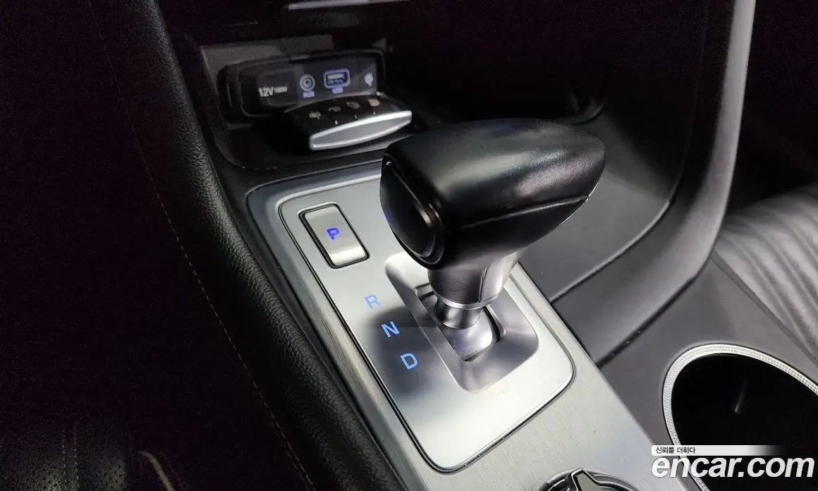 Genesis G70 2018 2.0 автомат (гидро), фото 11 Genesis G70 2018 2.0 автомат (гидро), фото 11