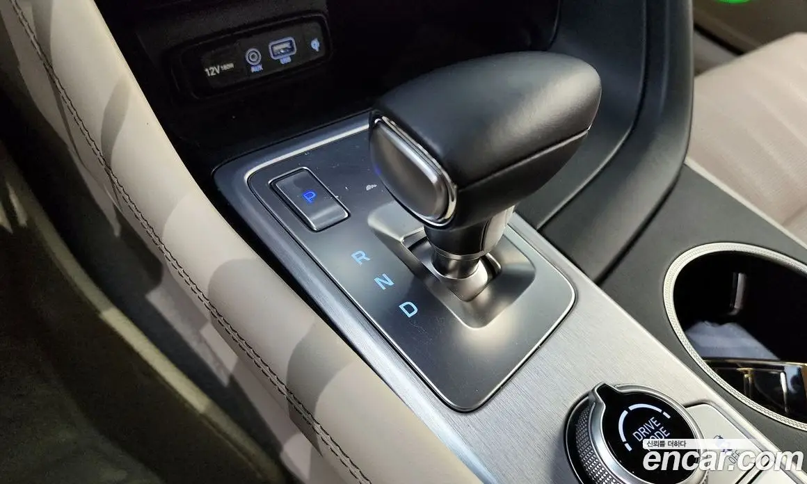 Genesis G70 2018 3.3 автомат (гидро), фото 12 Genesis G70 2018 3.3 автомат (гидро), фото 12