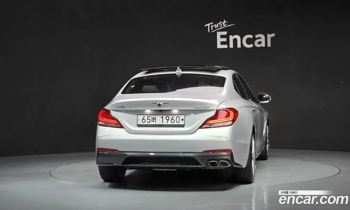Genesis G70 2018 2.0 автомат (гидро), фото 4 Genesis G70 2018 2.0 автомат (гидро), фото 4