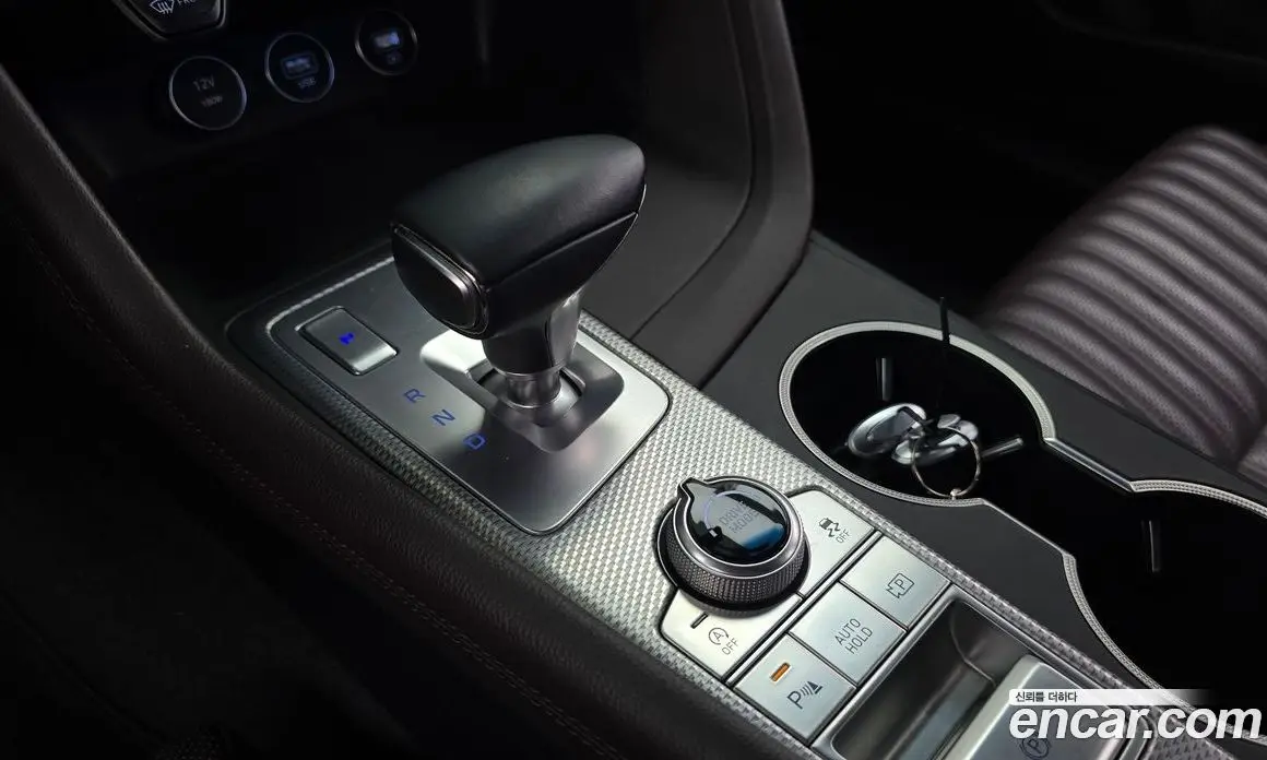 Genesis G70 2021 2.2 автомат (гидро), фото 12 Genesis G70 2021 2.2 автомат (гидро), фото 12