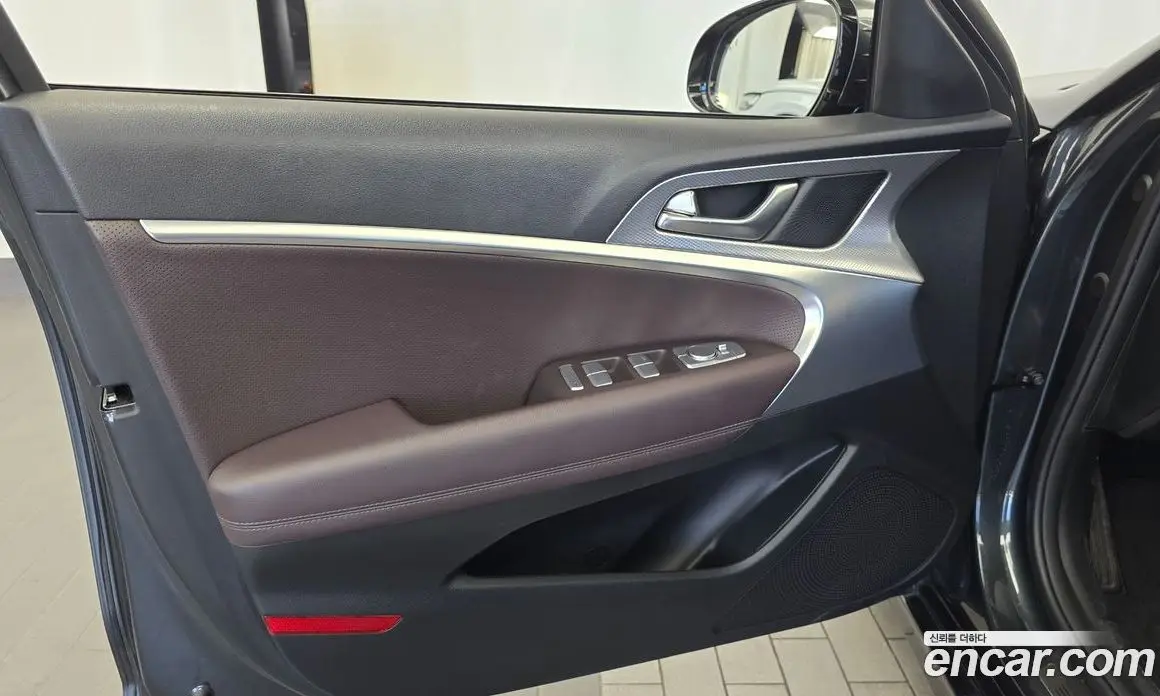 Genesis G70 2021 2.2 автомат (гидро), фото 14 Genesis G70 2021 2.2 автомат (гидро), фото 14