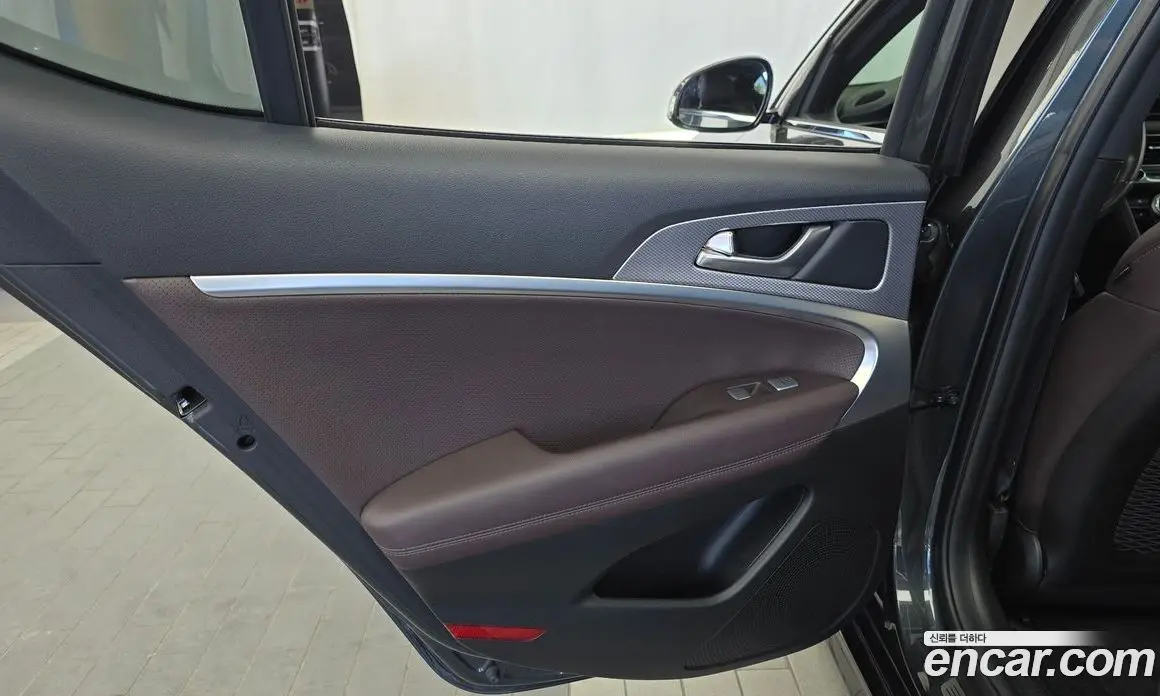 Genesis G70 2021 2.2 автомат (гидро), фото 15 Genesis G70 2021 2.2 автомат (гидро), фото 15