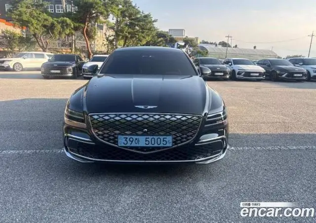 Genesis G80, 2025, 13 245 км