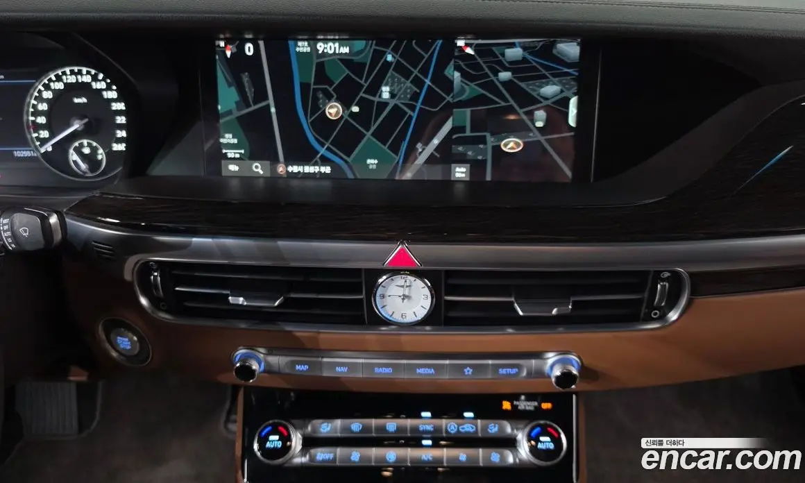 Genesis G90 2019 3.8 автомат (гидро), фото 18 Genesis G90 2019 3.8 автомат (гидро), фото 18