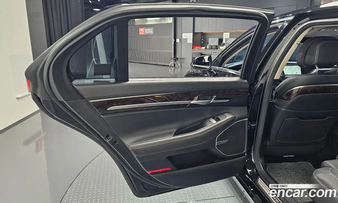 Genesis G90 2021 3.8 автомат (гидро), фото 14 Genesis G90 2021 3.8 автомат (гидро), фото 14