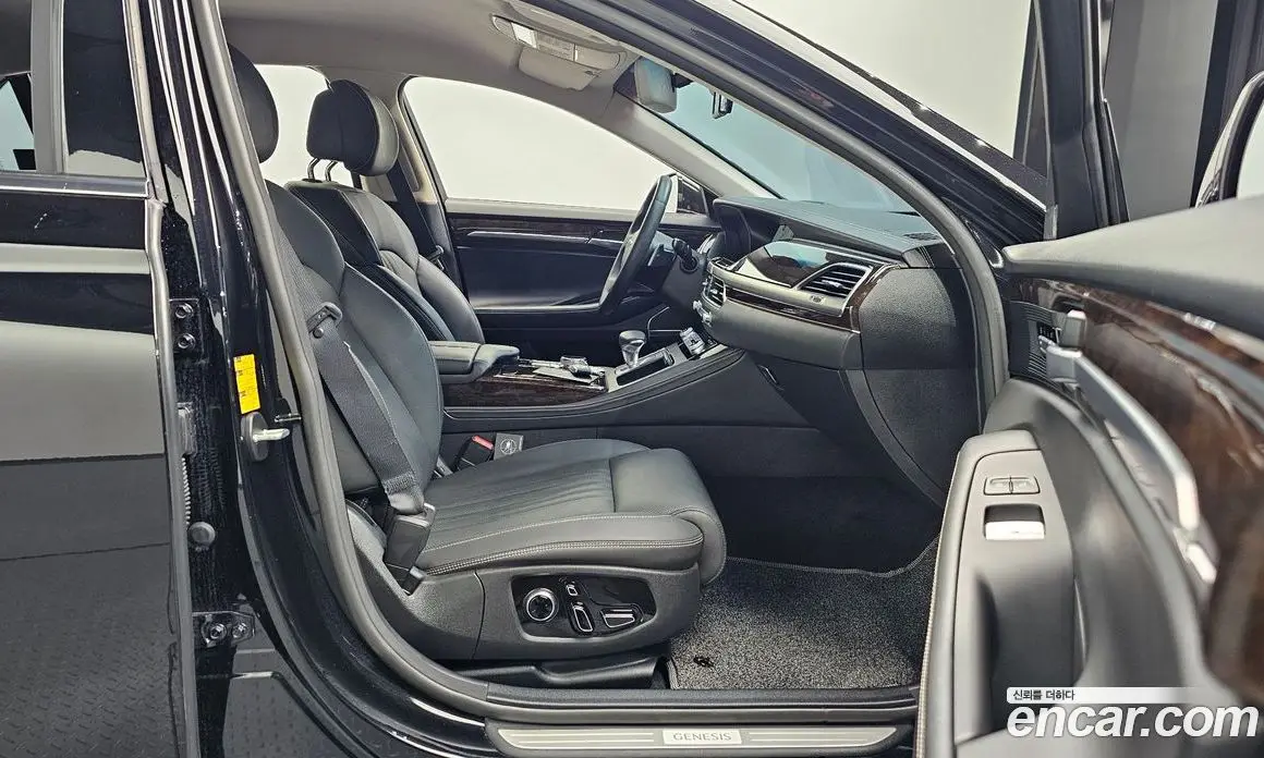 Genesis G90 2021 3.8 автомат (гидро), фото 15 Genesis G90 2021 3.8 автомат (гидро), фото 15