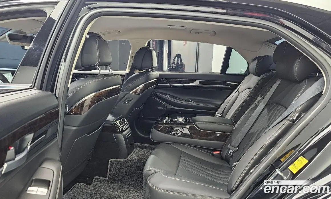 Genesis G90 2021 3.8 автомат (гидро), фото 17 Genesis G90 2021 3.8 автомат (гидро), фото 17