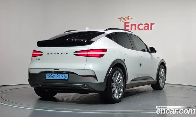 Genesis GV60 2022 0.1 автомат (гидро), миниатюра 2 Genesis GV60 2022 0.1 автомат (гидро), миниатюра 2