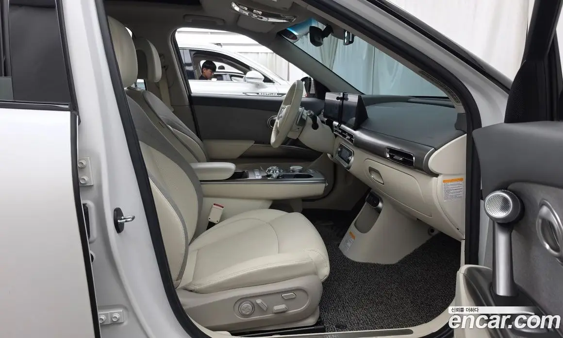 Genesis GV60 2022 0.1 автомат (гидро), фото 17 Genesis GV60 2022 0.1 автомат (гидро), фото 17