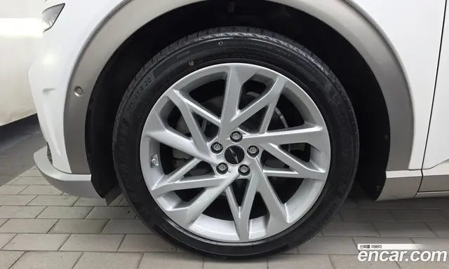 Genesis GV60 2022 0.1 автомат (гидро), миниатюра 5 Genesis GV60 2022 0.1 автомат (гидро), миниатюра 5
