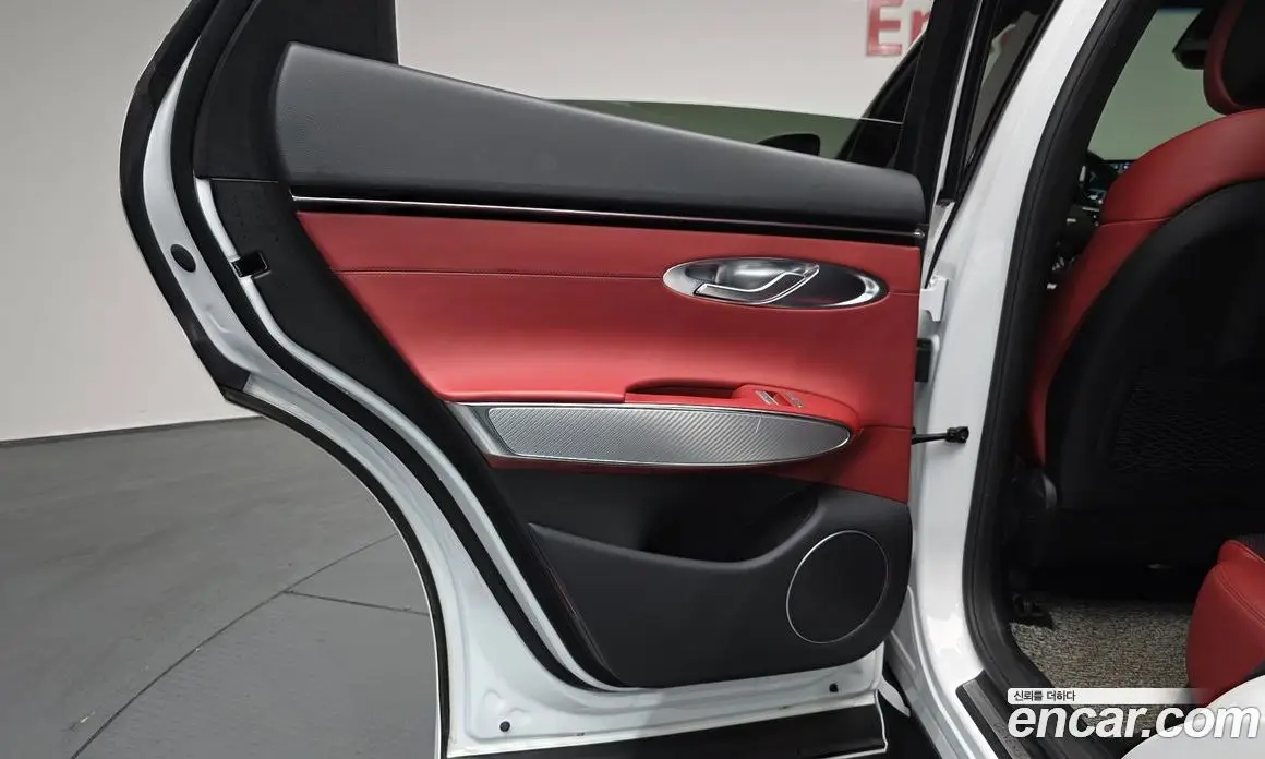 Genesis GV70 2021 2.5 автомат (гидро), фото 14