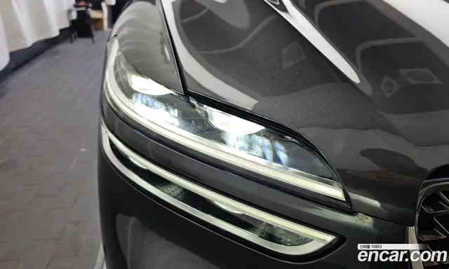 Genesis GV70 2021 2.5 автомат (гидро), миниатюра 8 Genesis GV70 2021 2.5 автомат (гидро), миниатюра 8