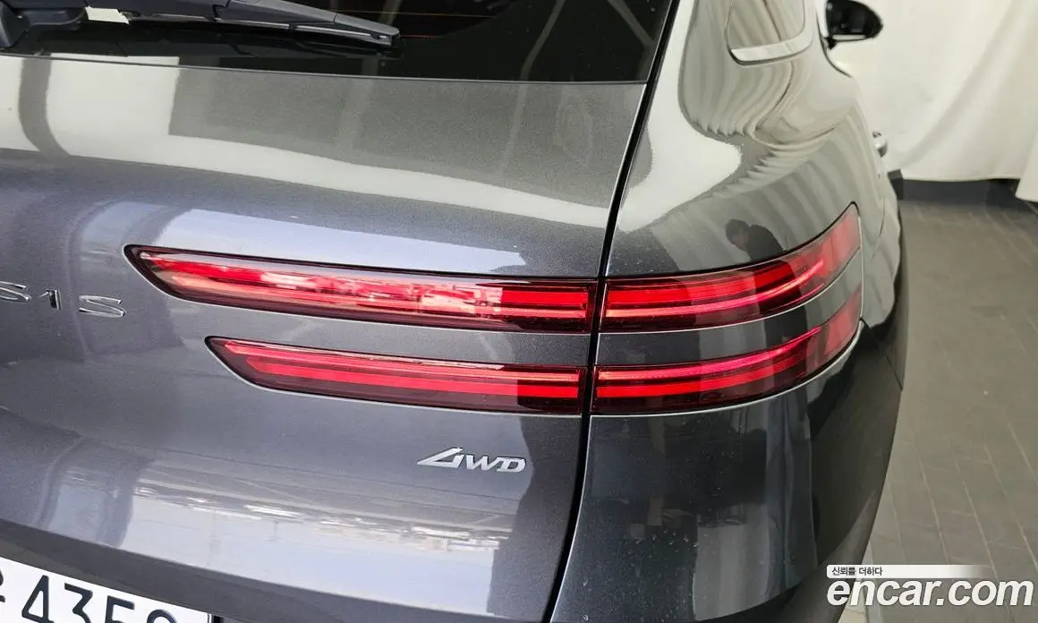 Genesis GV70 2021 2.5 автомат (гидро), фото 9 Genesis GV70 2021 2.5 автомат (гидро), фото 9