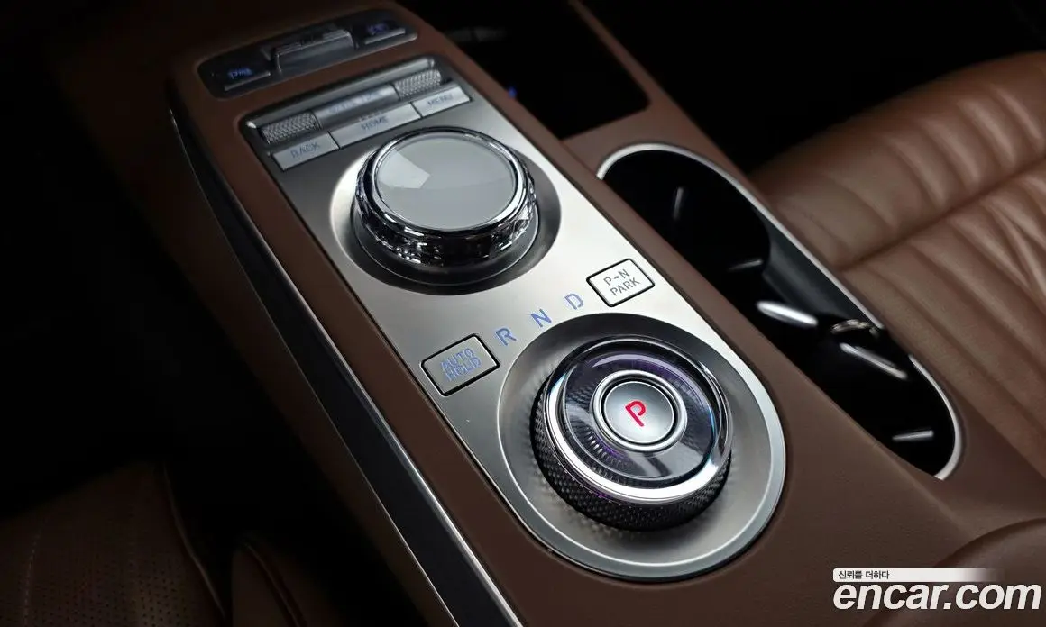 Genesis GV70 2021 3.5 автомат (гидро), фото 12