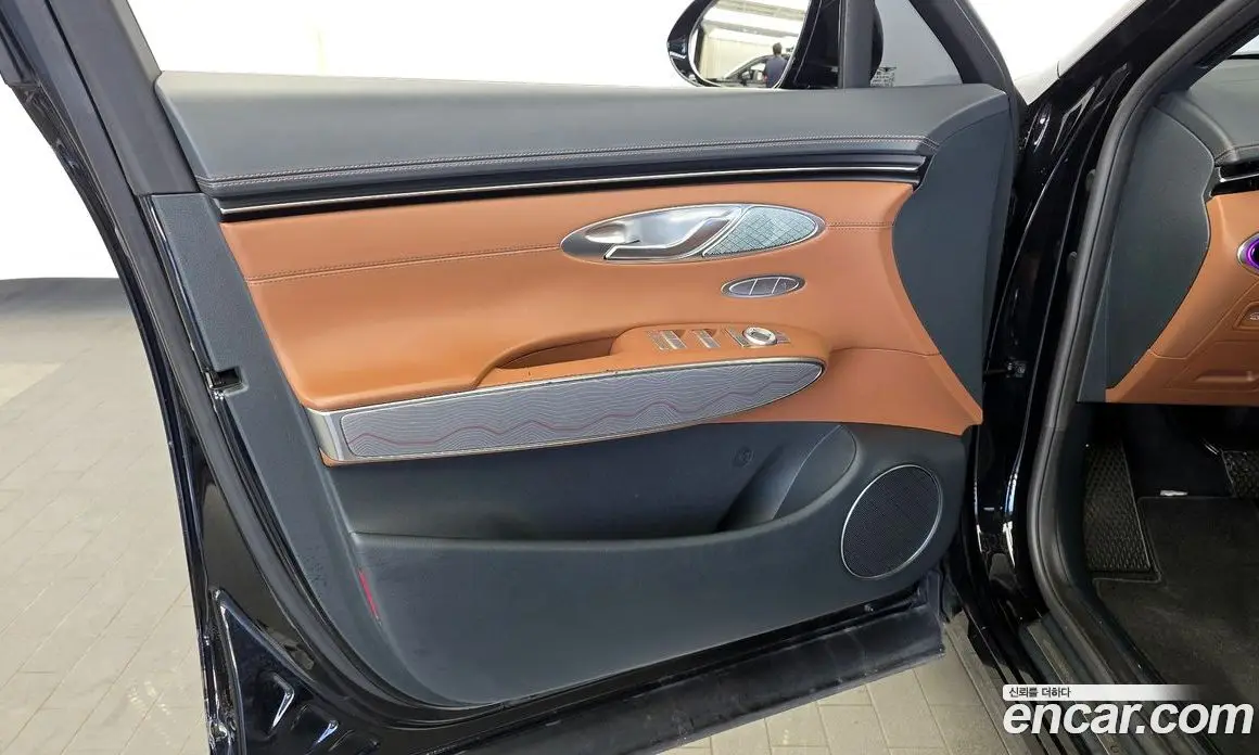 Genesis GV70 2021 3.5 автомат (гидро), фото 14