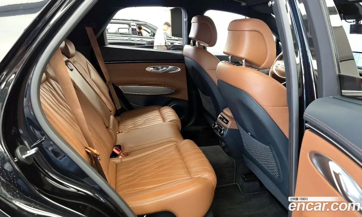 Genesis GV70 2021 3.5 автомат (гидро), фото 18