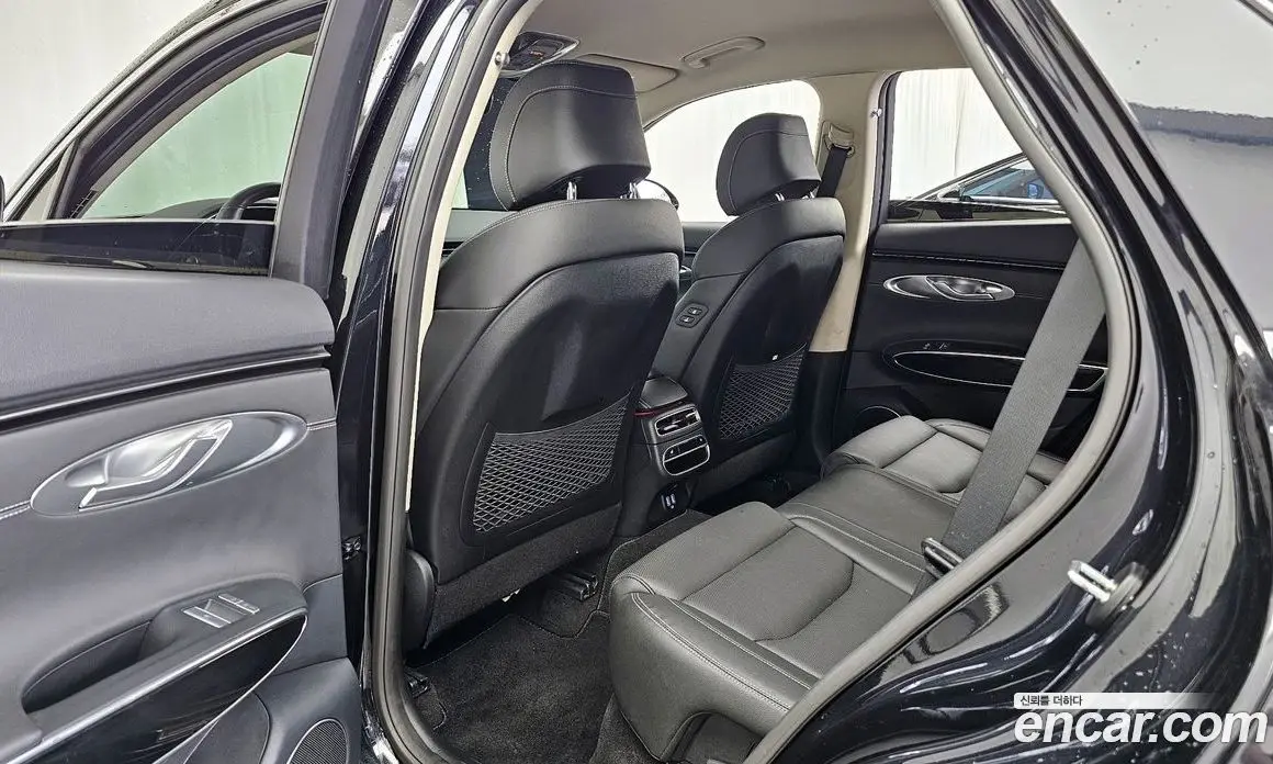 Genesis GV70 2021 2.2 автомат (гидро), фото 16
