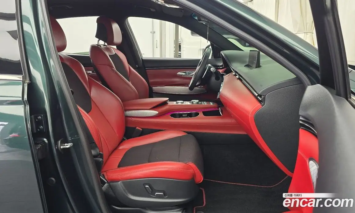 Genesis GV70 2021 2.5 автомат (гидро), фото 16