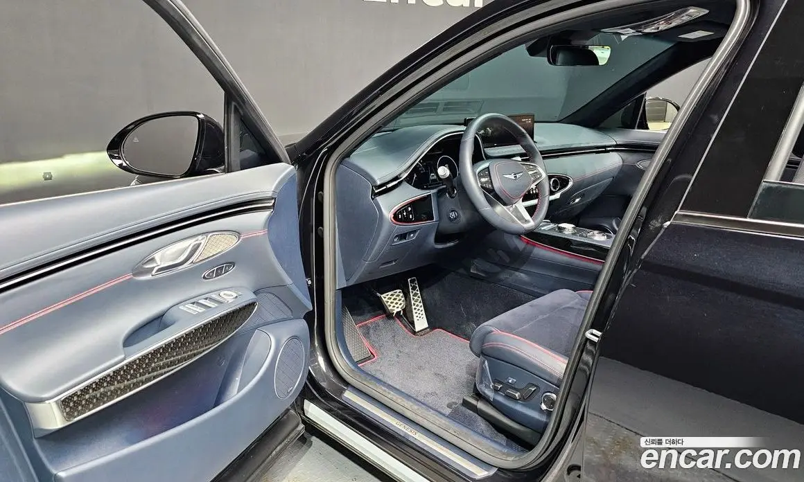 Genesis GV70 2023 3.5 автомат (гидро), фото 16
