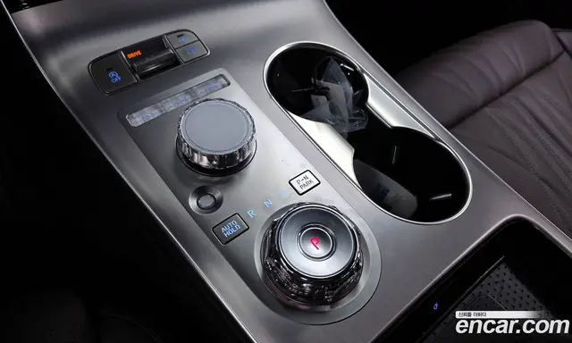 Genesis GV70 2024 2.5 автомат (гидро), миниатюра 12