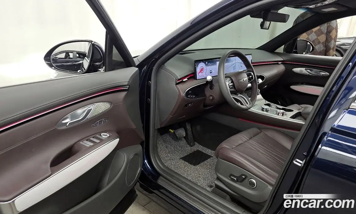 Genesis GV70 2024 2.5 автомат (гидро), фото 13 Genesis GV70 2024 2.5 автомат (гидро), фото 13