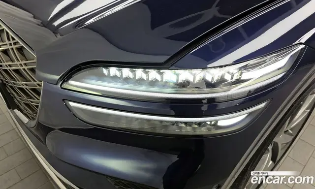 Genesis GV70 2024 2.5 автомат (гидро), миниатюра 8 Genesis GV70 2024 2.5 автомат (гидро), миниатюра 8