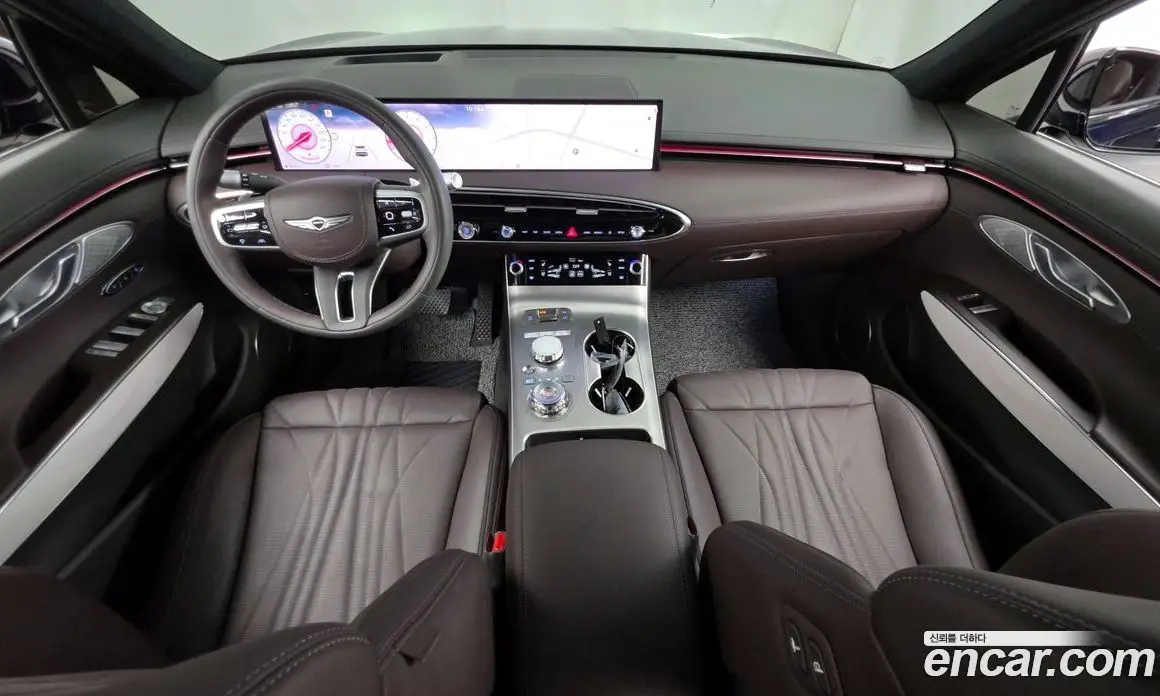 Genesis GV70 2024 2.5 автомат (гидро), фото 10 Genesis GV70 2024 2.5 автомат (гидро), фото 10