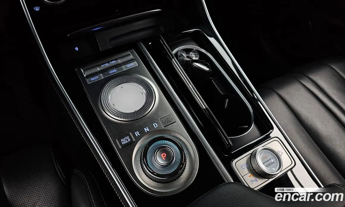 Genesis GV80 2020 2.5 автомат (гидро), фото 11 Genesis GV80 2020 2.5 автомат (гидро), фото 11