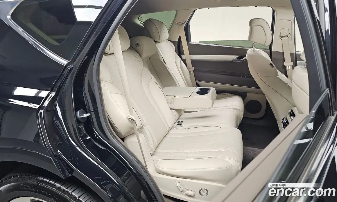 Genesis GV80 2022 2.5 автомат (гидро), фото 17 Genesis GV80 2022 2.5 автомат (гидро), фото 17