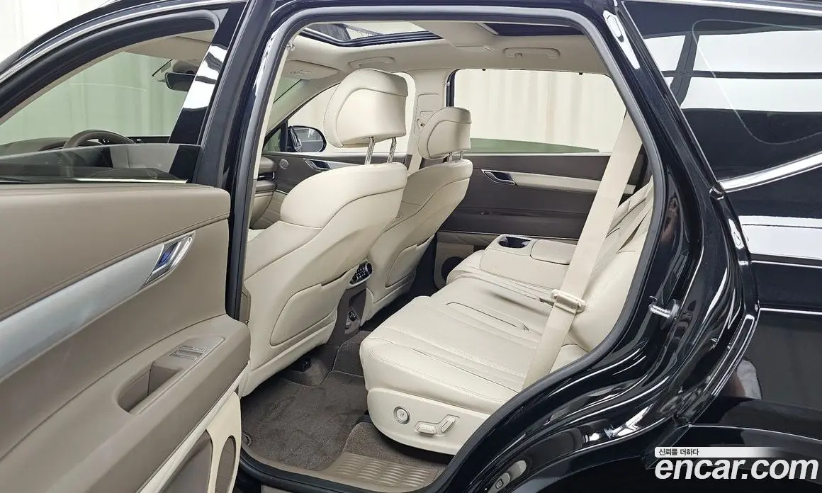 Genesis GV80 2022 2.5 автомат (гидро), фото 18 Genesis GV80 2022 2.5 автомат (гидро), фото 18