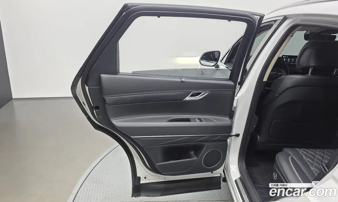 Genesis GV80 2023 2.5 автомат (гидро), фото 15