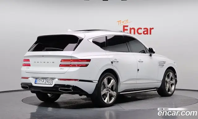 Genesis GV80, 2023, 28 418 км