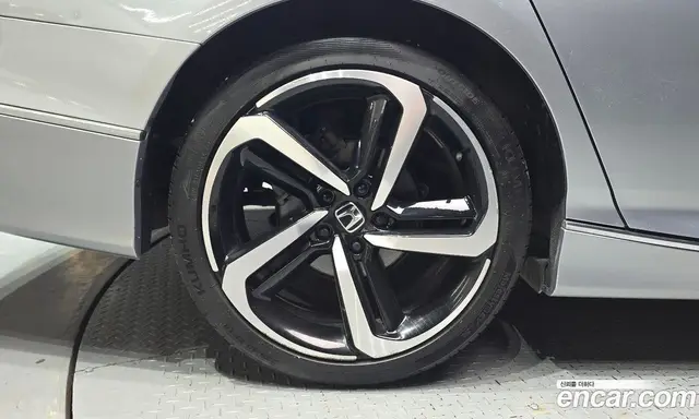 Honda Accord 2018 2.0 автомат (гидро), миниатюра 5