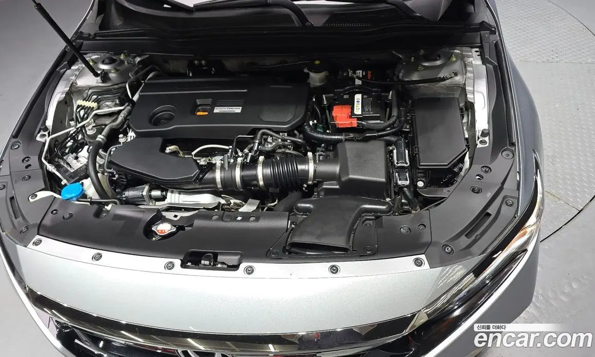 Honda Accord 2018 2.0 автомат (гидро), фото 6