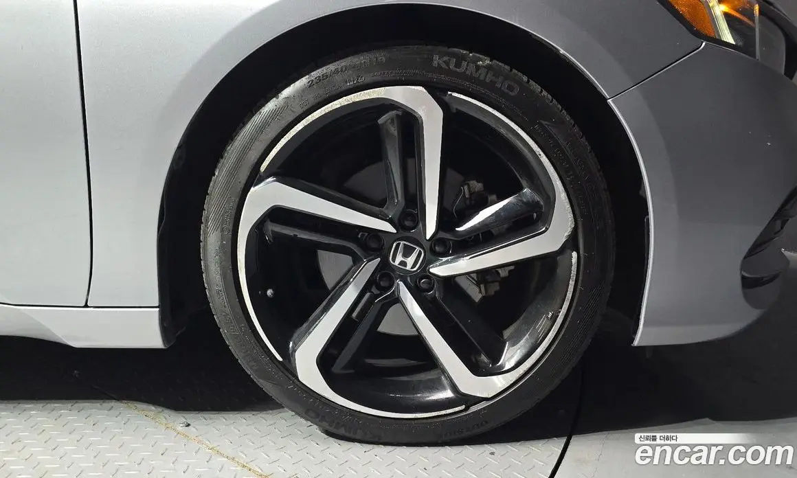 Honda Accord 2018 2.0 автомат (гидро), фото 7