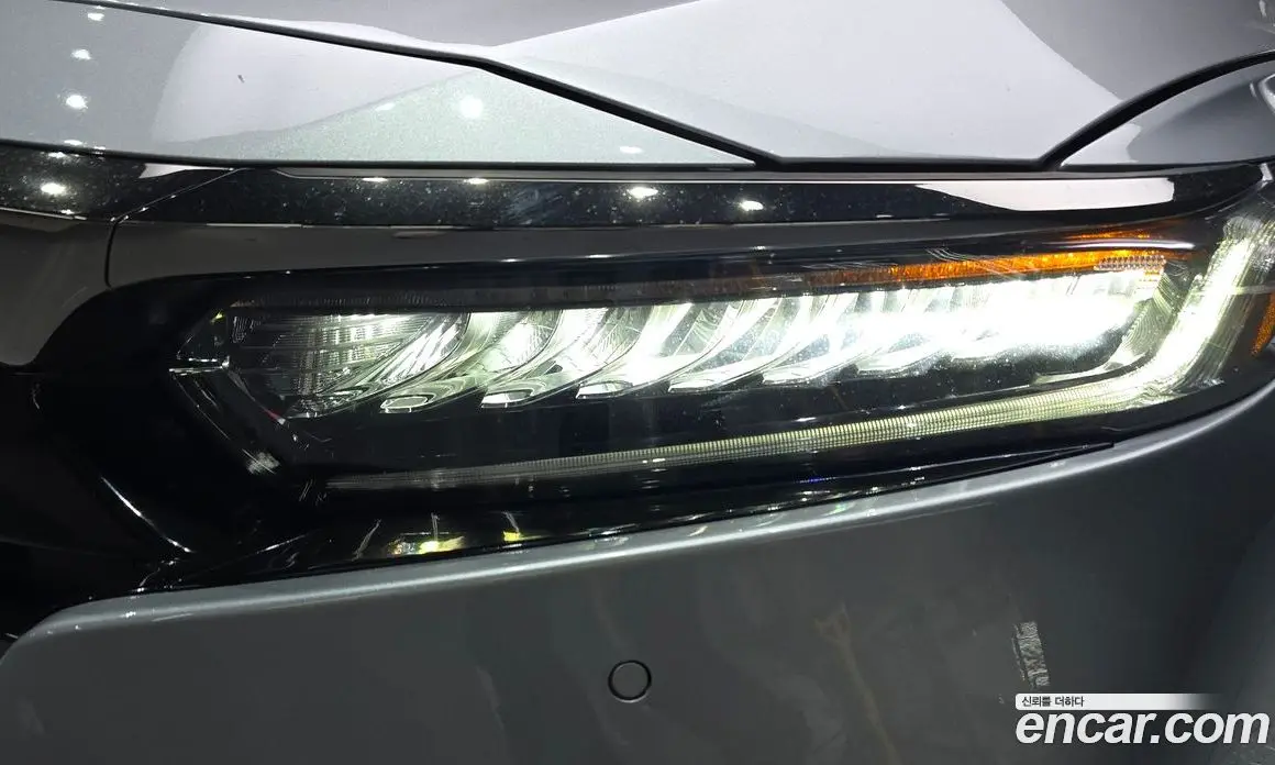 Honda Accord 2018 2.0 автомат (гидро), фото 8