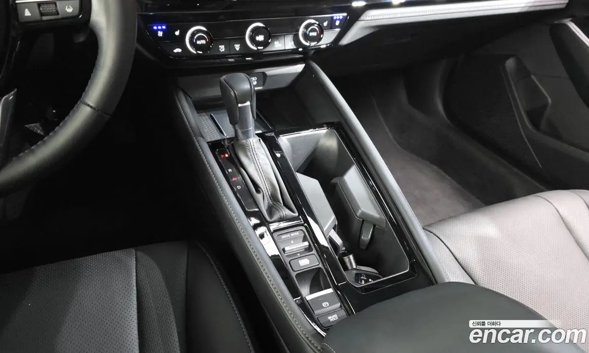 Honda Accord 2024 2.0 автомат (гидро), фото 12 Honda Accord 2024 2.0 автомат (гидро), фото 12