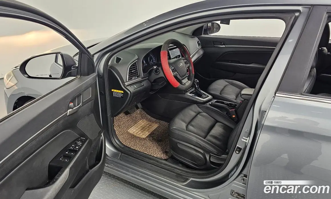 Hyundai Avante 2015 1.6 автомат (гидро), фото 13