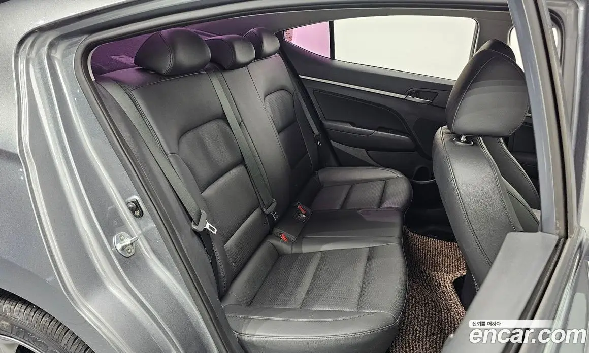 Hyundai Avante 2015 1.6 автомат (гидро), фото 16