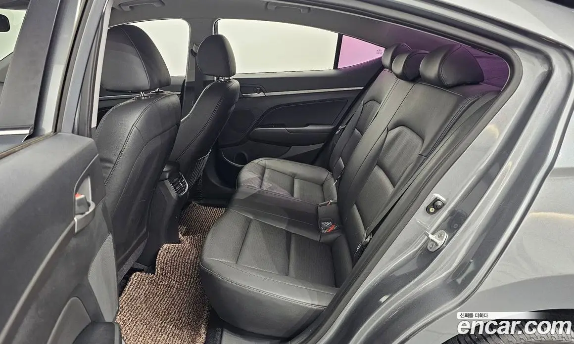 Hyundai Avante 2015 1.6 автомат (гидро), фото 18