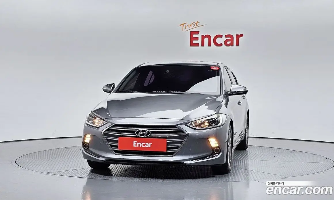 Hyundai Avante 2015 1.6 автомат (гидро), фото 3