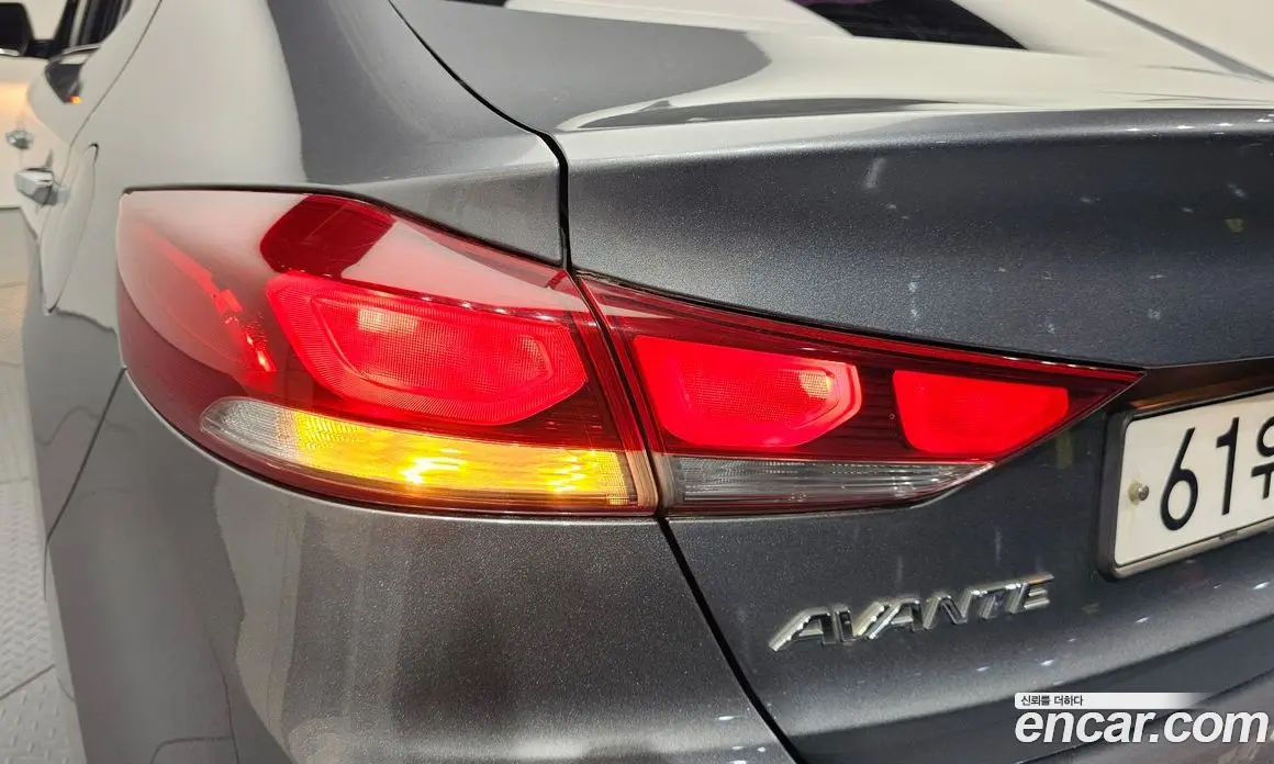 Hyundai Avante 2015 1.6 автомат (гидро), фото 9