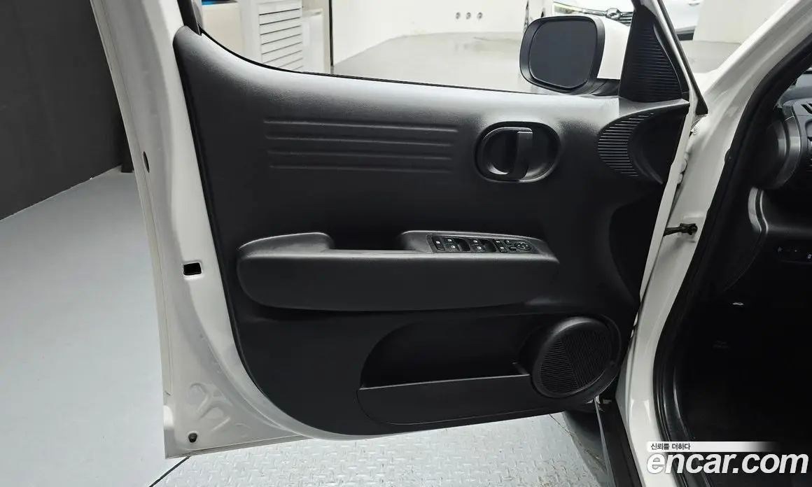 Hyundai Casper 2022 1.0 автомат (гидро), фото 14