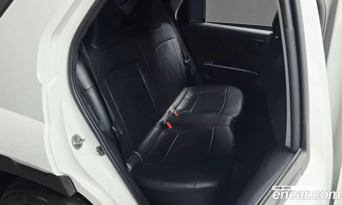 Hyundai Casper 2022 1.0 автомат (гидро), фото 17