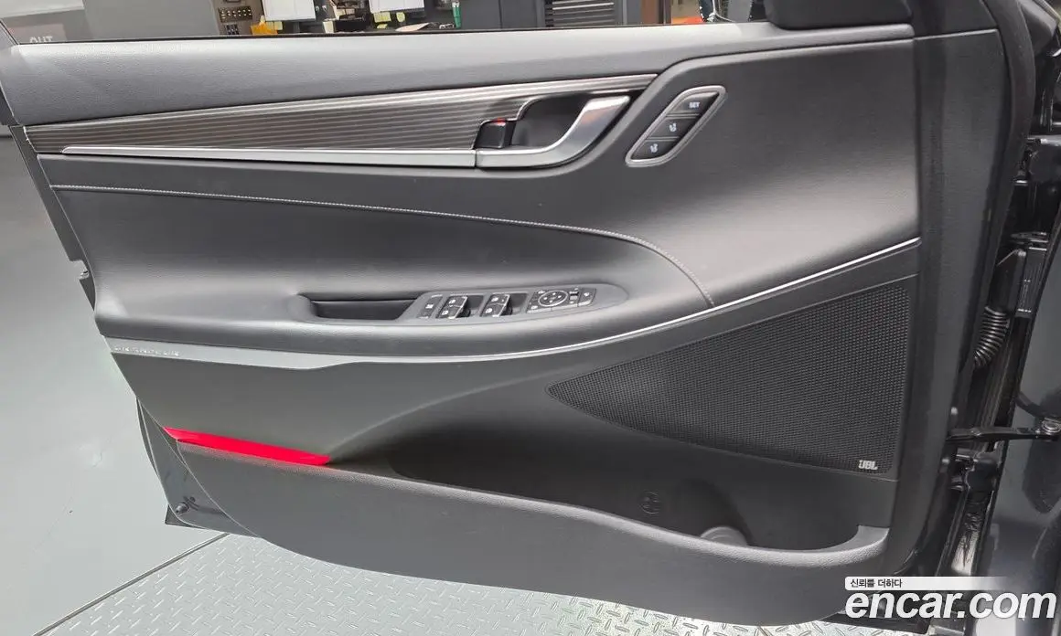 Hyundai Grandeur 2018 3.0 автомат (гидро), фото 14