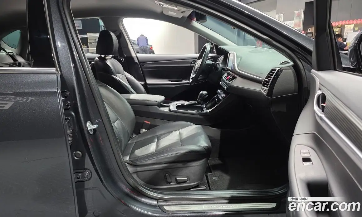 Hyundai Grandeur 2018 3.0 автомат (гидро), фото 16