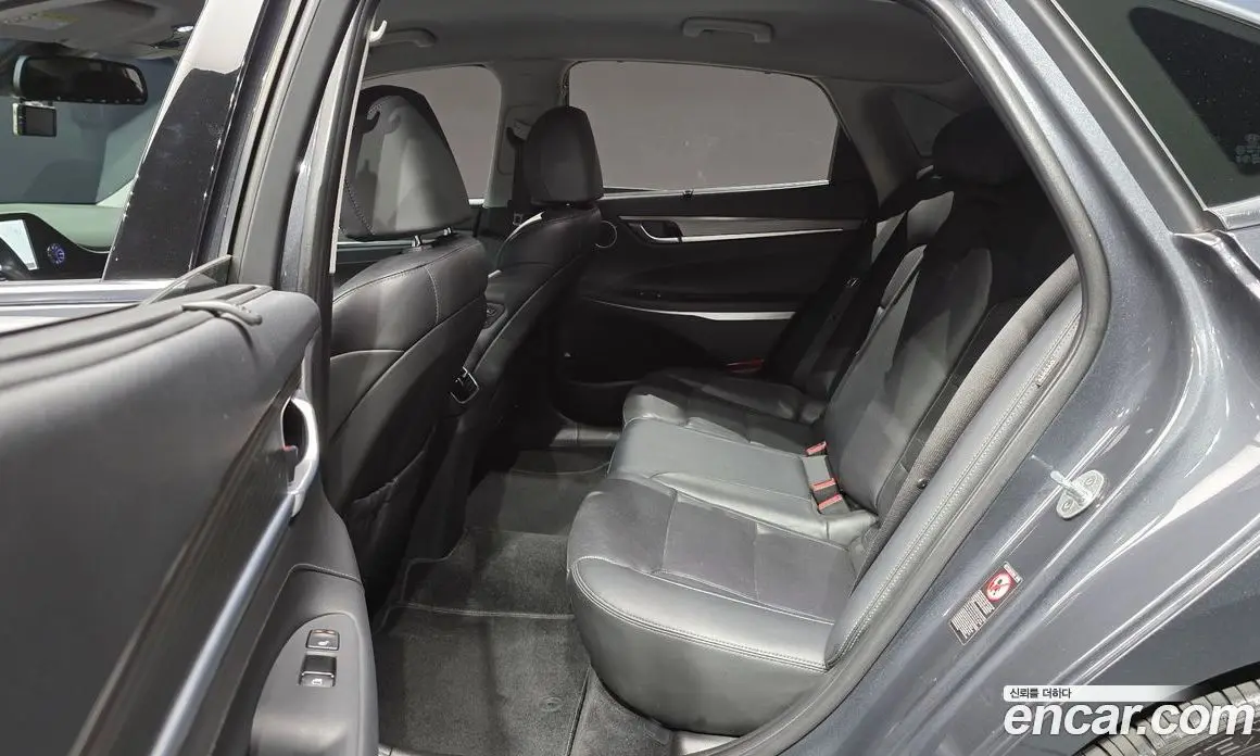 Hyundai Grandeur 2018 3.0 автомат (гидро), фото 18
